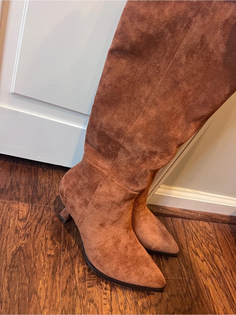 N/A stylish women